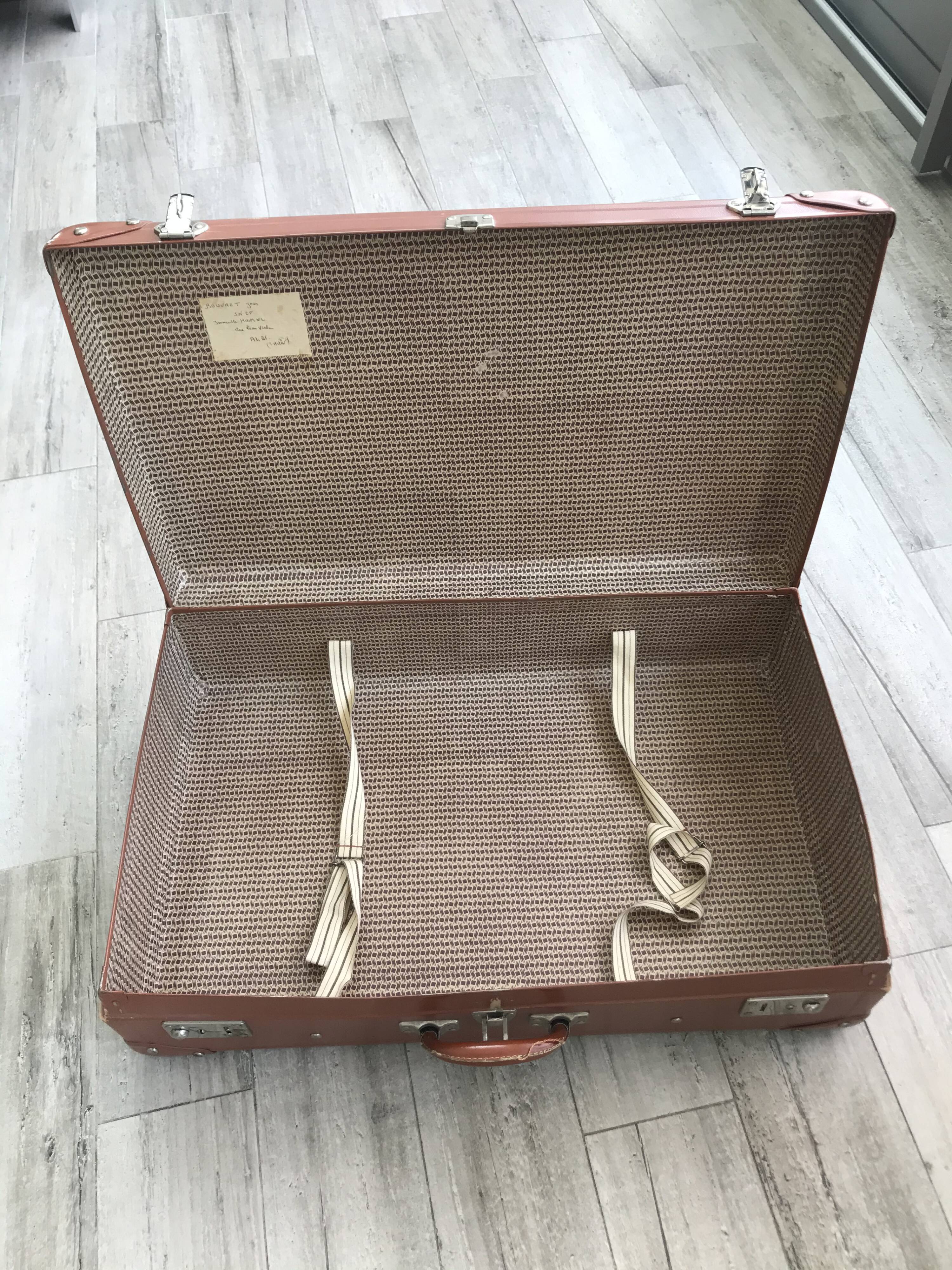Vintage brown retro case