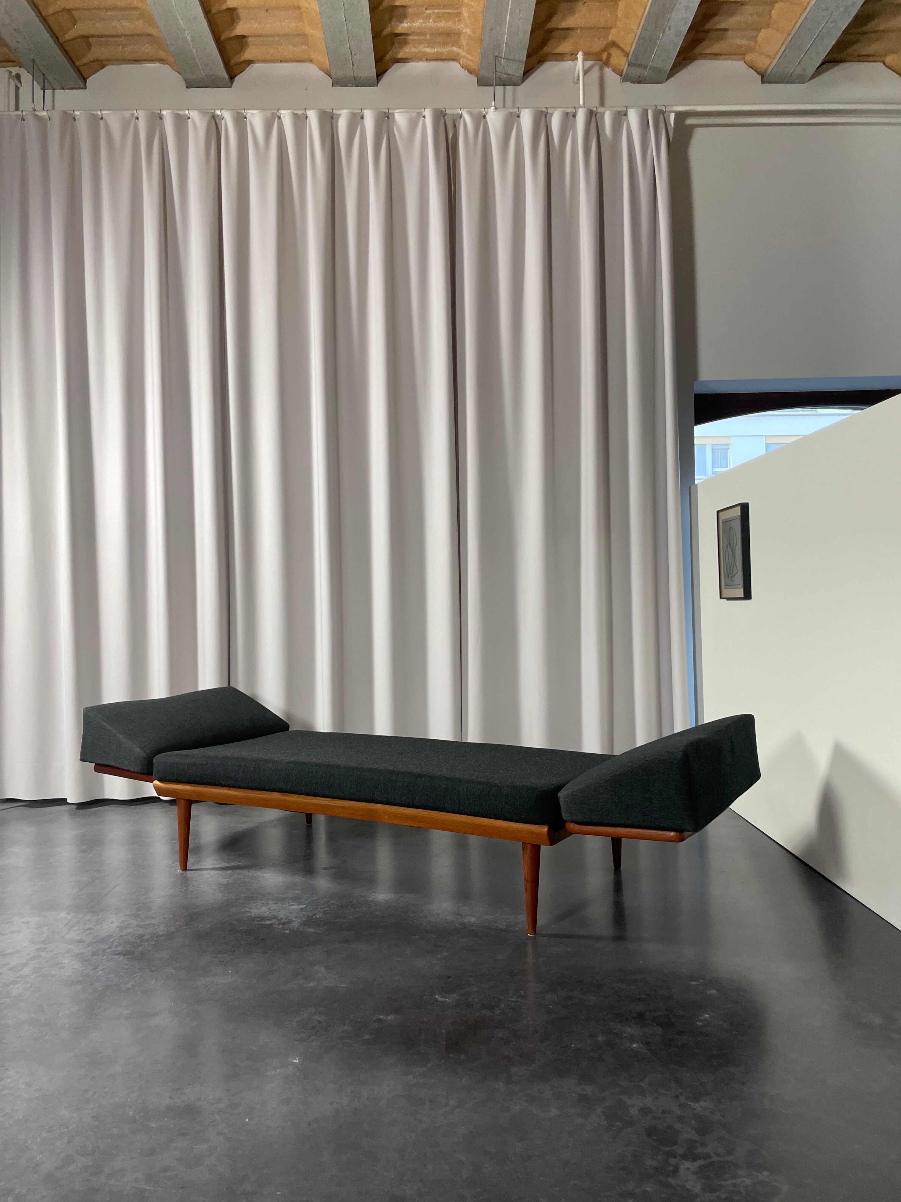 Danish teak daybed by Hvidt & Molgaard