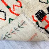 Handmade moroccan berber carpet 262 x 151 cm