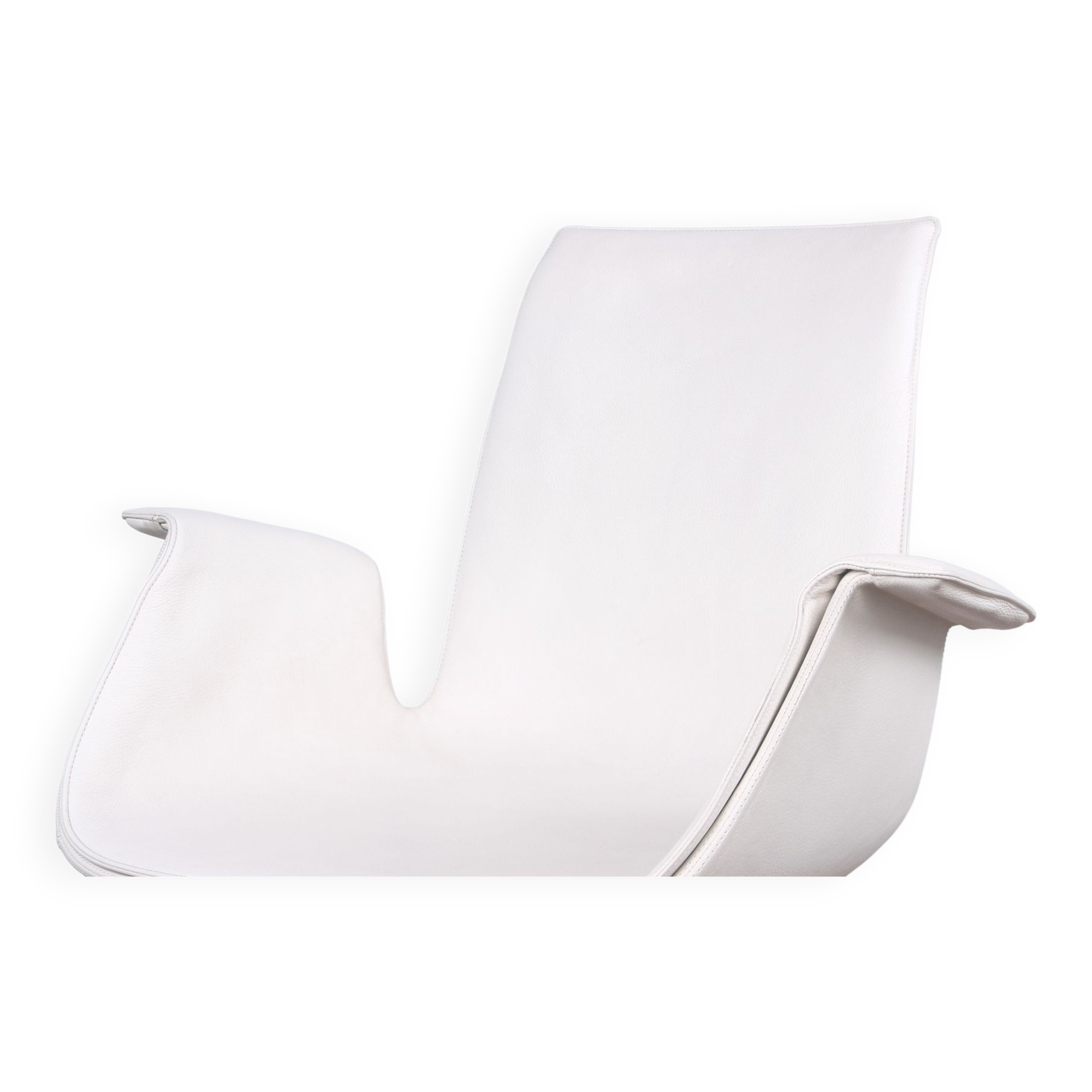 Danish armchair in White Leather and Steel, model FK 6725 or "Tulip chair" by Preben Fabricius.