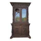 Renaissance oak library buffet from the 19th century.