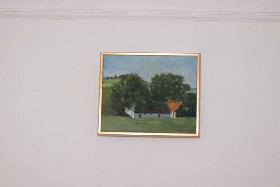 Original Swedish oil on canvas – “Landscape with Farm” by H. Engkvist – dated 1983 – vintage & framed – 41 × 50 cm (16.1" × 19.7")