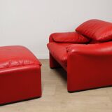 Maralunga armchair and ottoman by Vico Magistretti for Cassina
