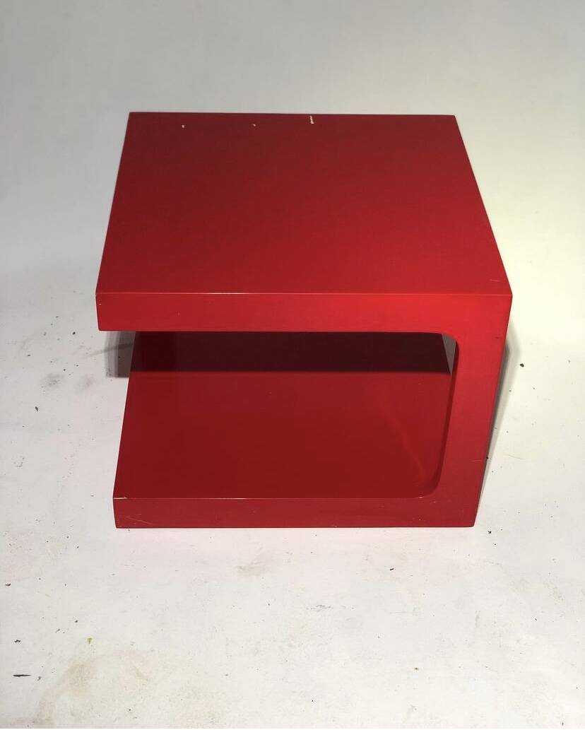 70's red lacquered side table