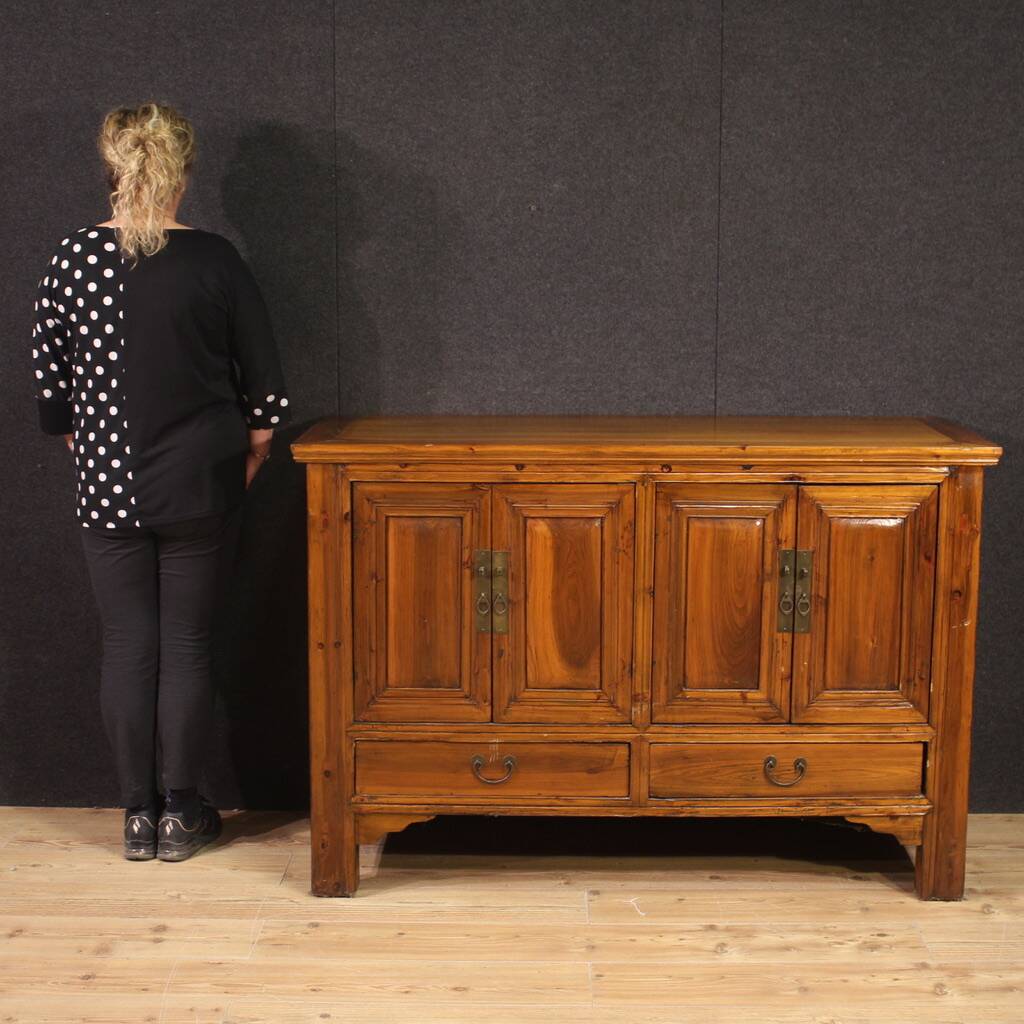 Great oriental sideboard from the 20th century