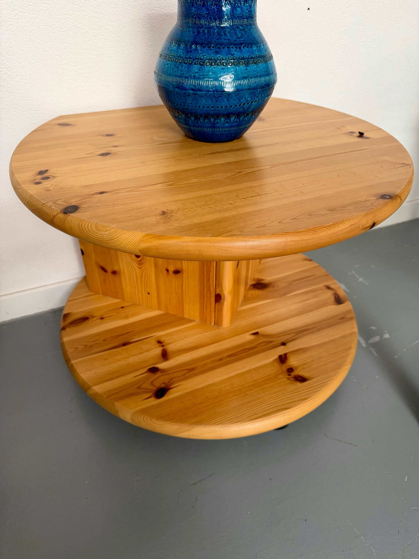 Side table, end table X2, solid pine, 1970s design.