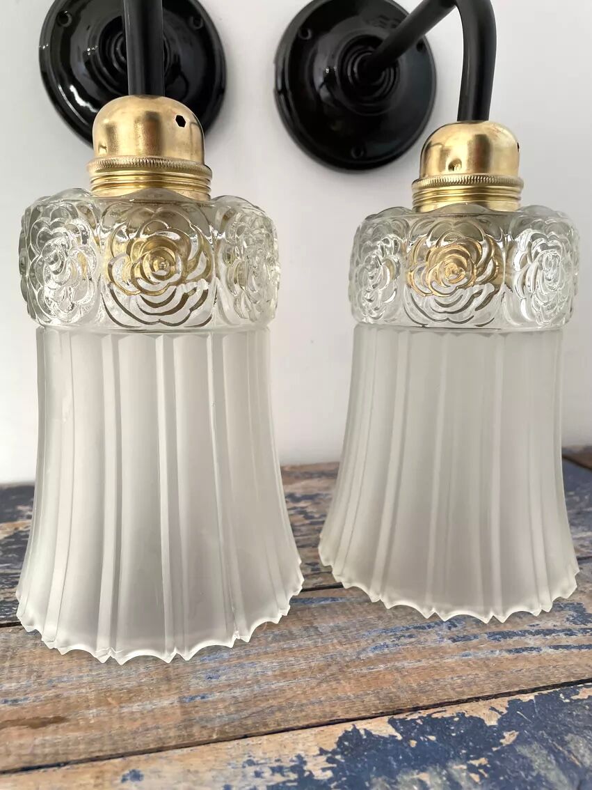 Paire d’appliques vintage en verre ciselé Art Déco