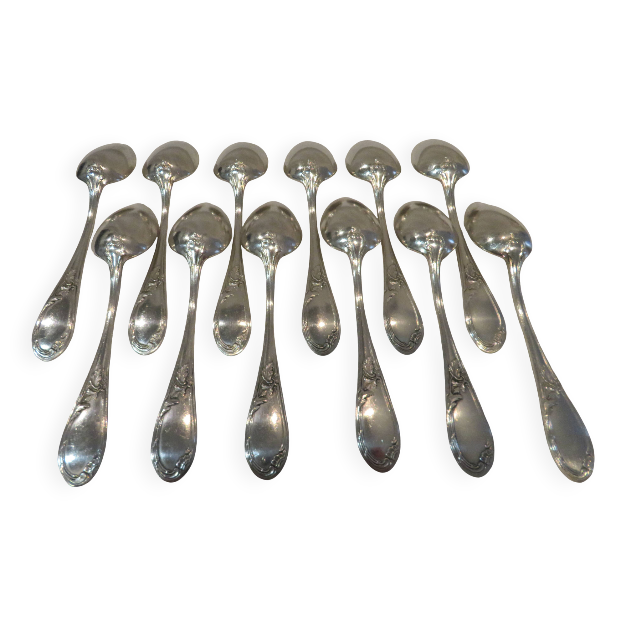 12 silver-plated metal teaspoons, goldsmith J Brille, rocaille ribbon decor