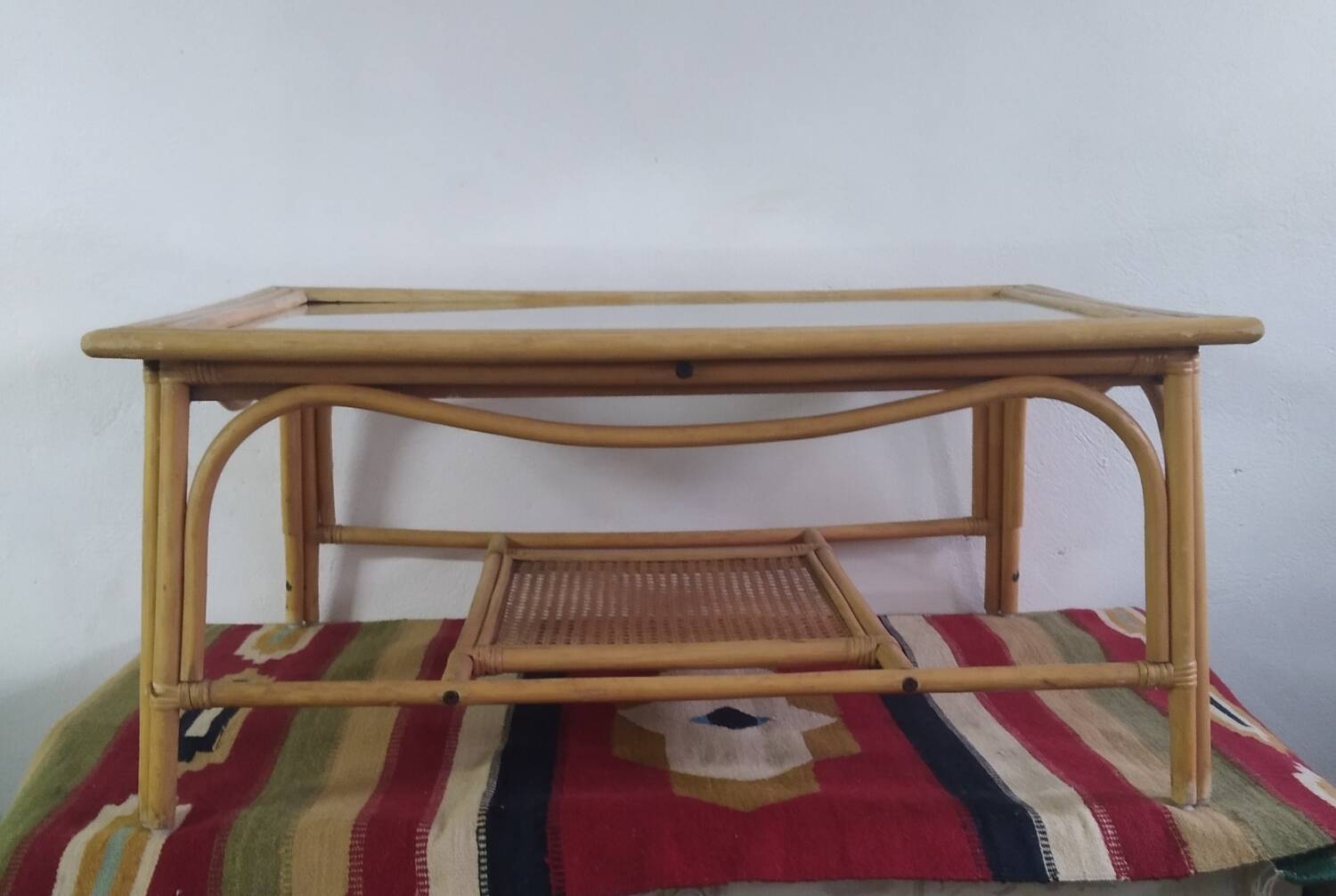 Table basse bambou et rotin