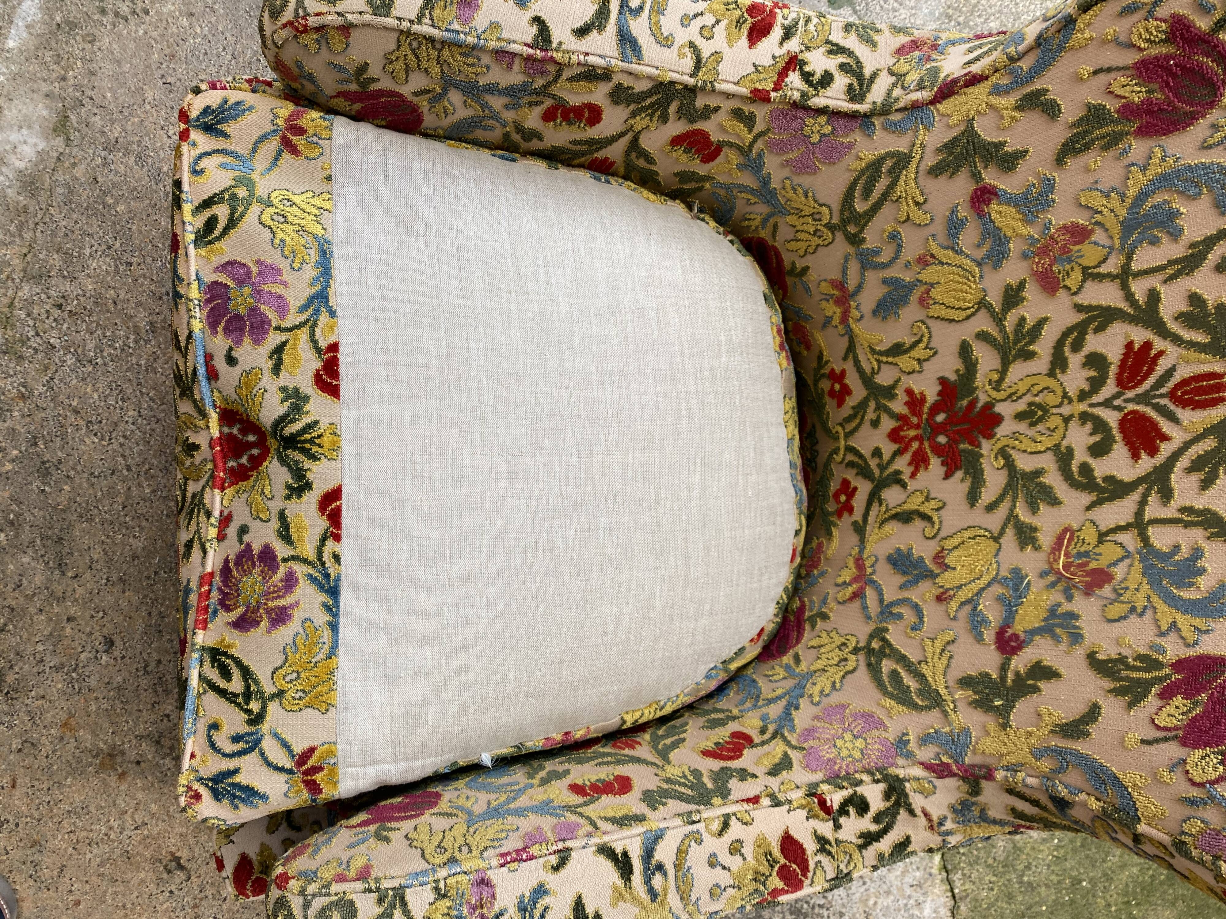Fauteuil velours fleuri
