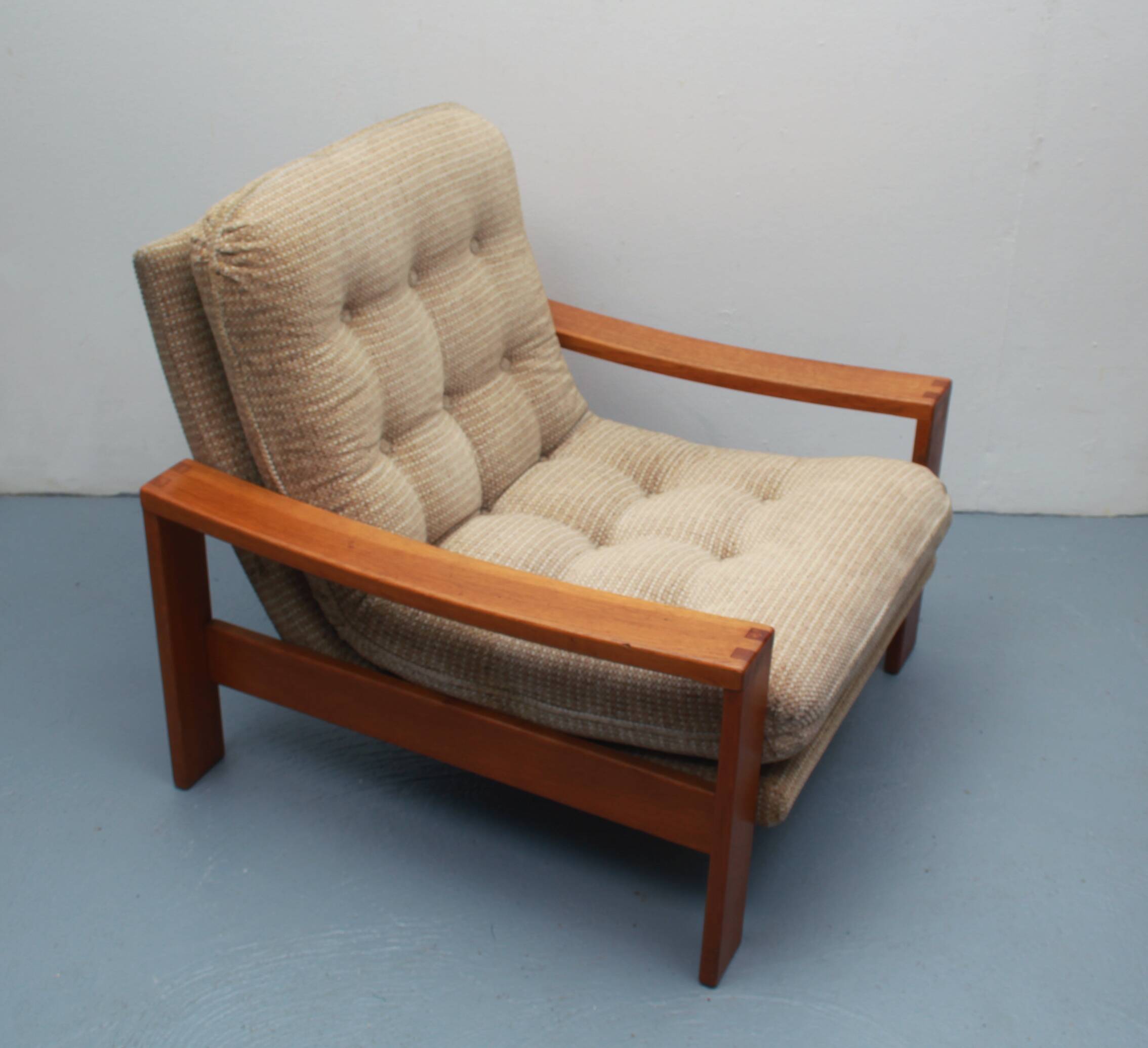 1970s armchair beige in oak
