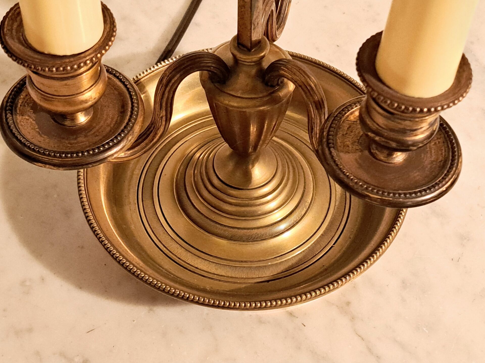 Gilded bronze and painted tin bouillotte lamp
