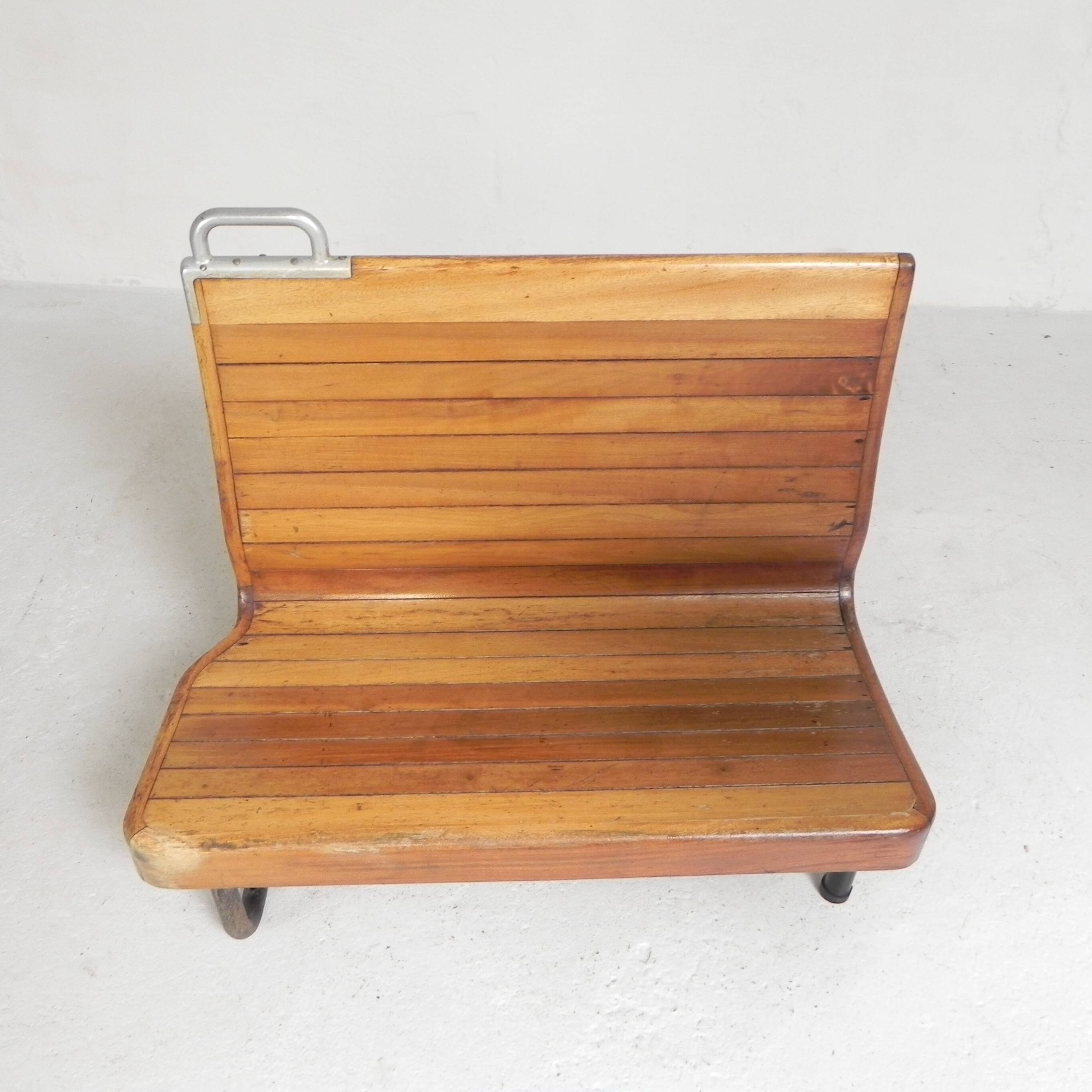 Banc de train en teck double face, années 1930