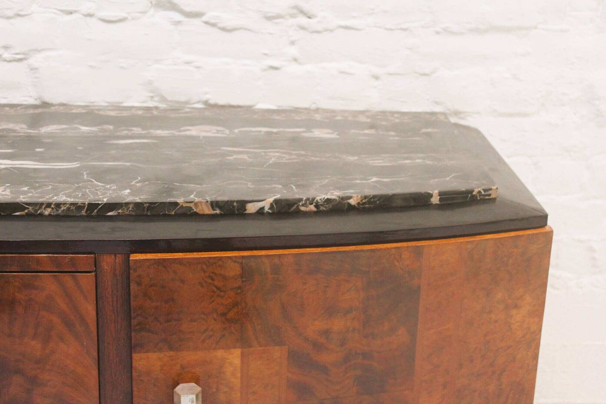 French Art Deco sideboard from the 1930s