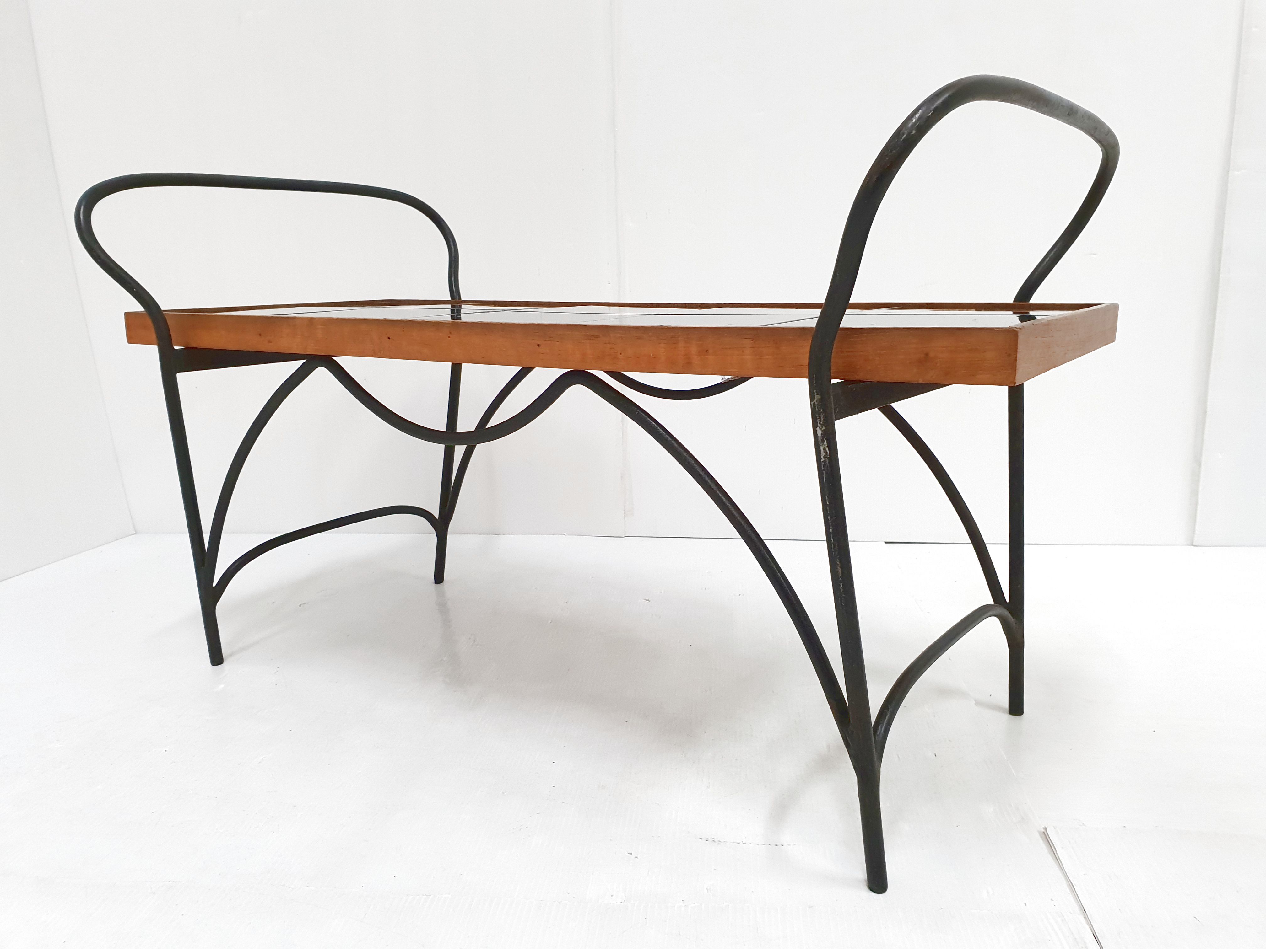 Vintage 1950 coffee table