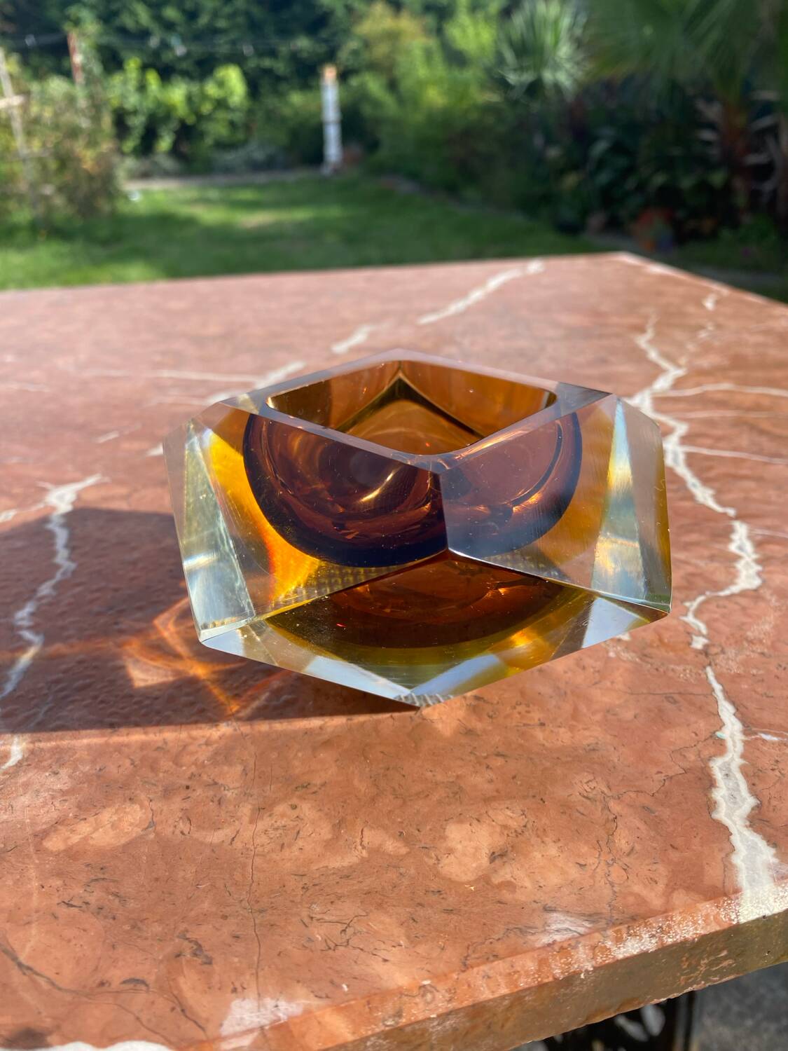 Cendrier vintage en verre de Murano sommerso, attribué à Flavio Poli,