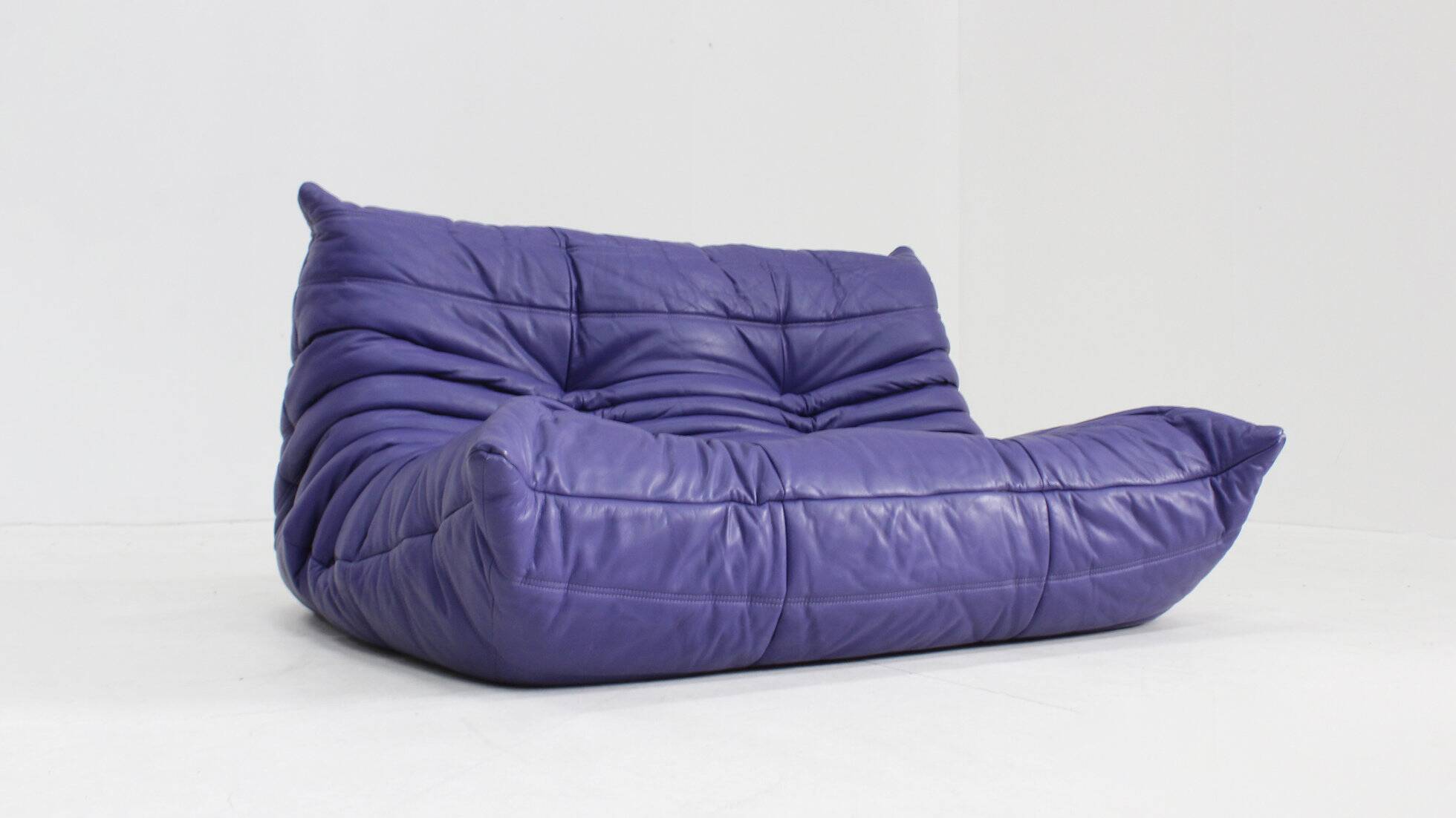 Vintage purple leather Togo 2 seater sofa by Ligne Roset 1990s