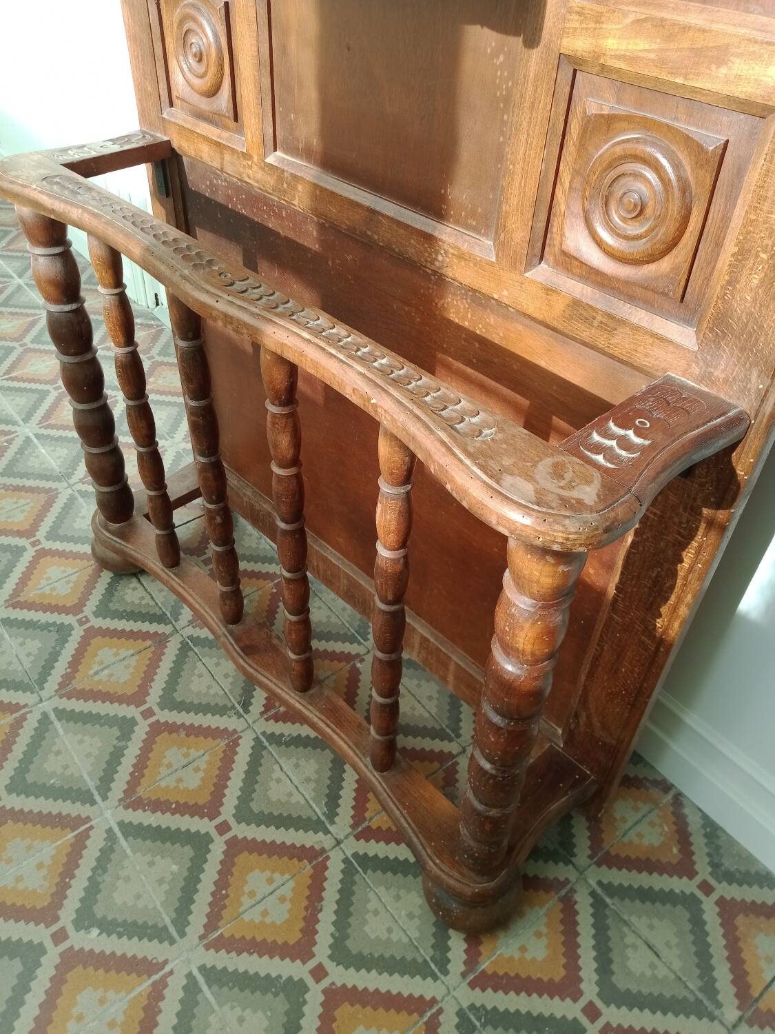 Wooden entrance locker