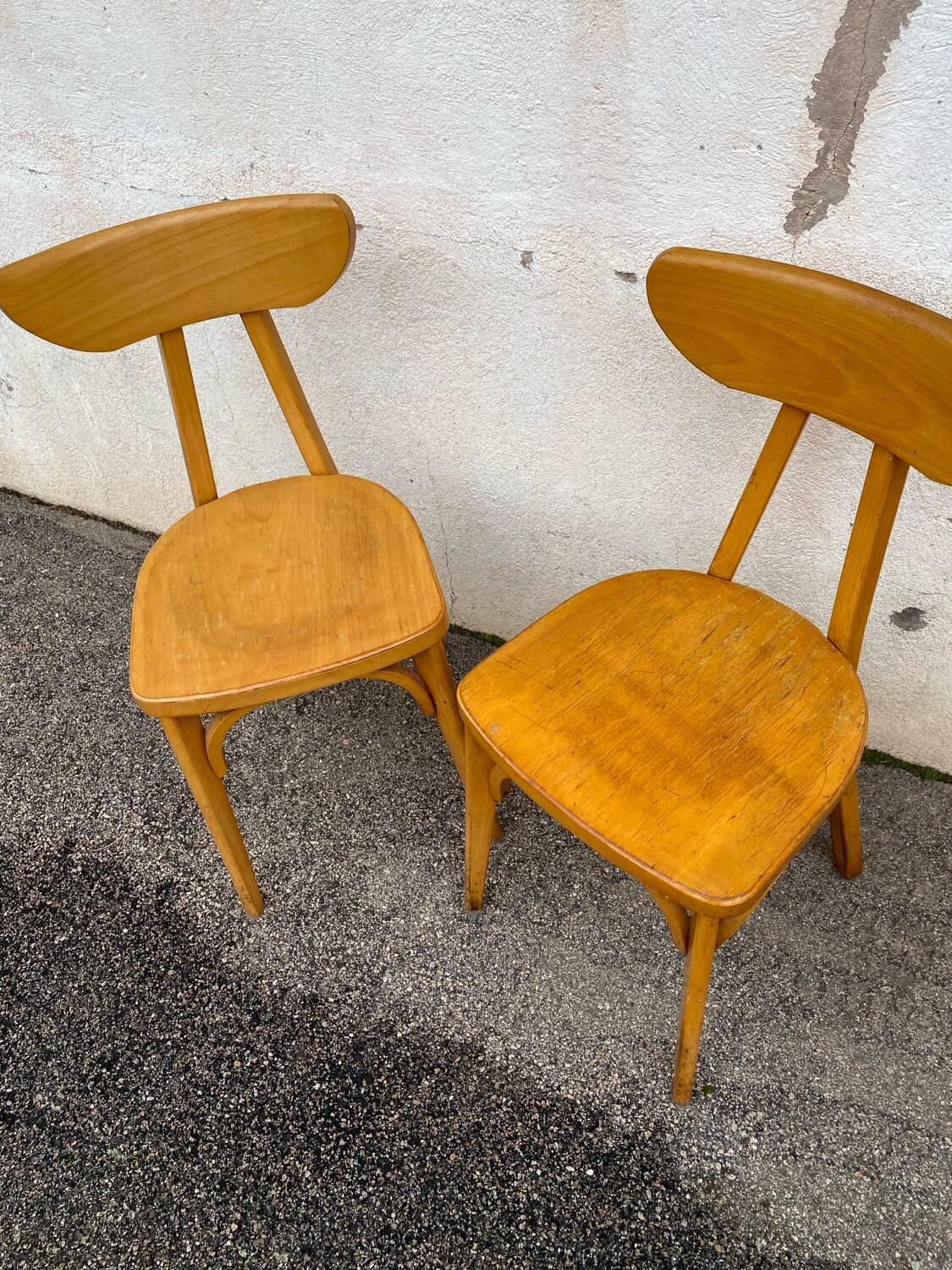 Banana chair duo