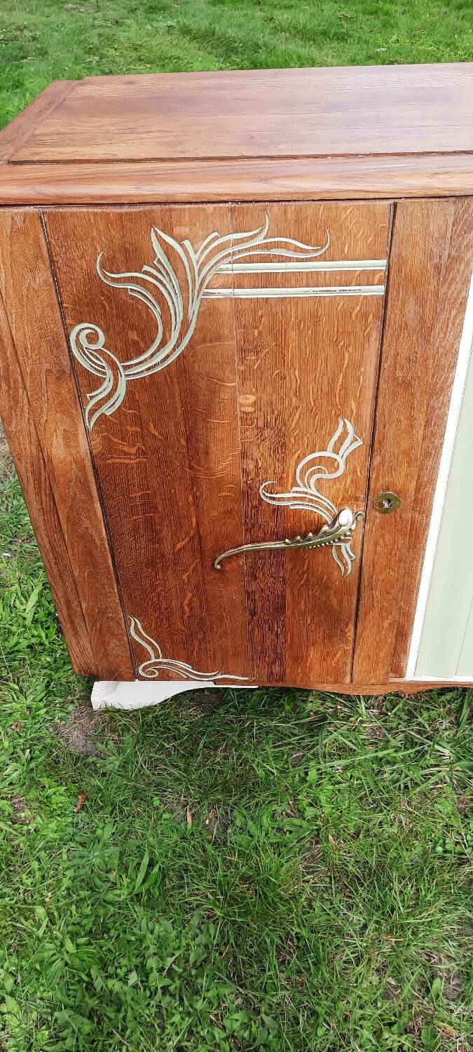 Buffet 2 tiroirs et 2 portes