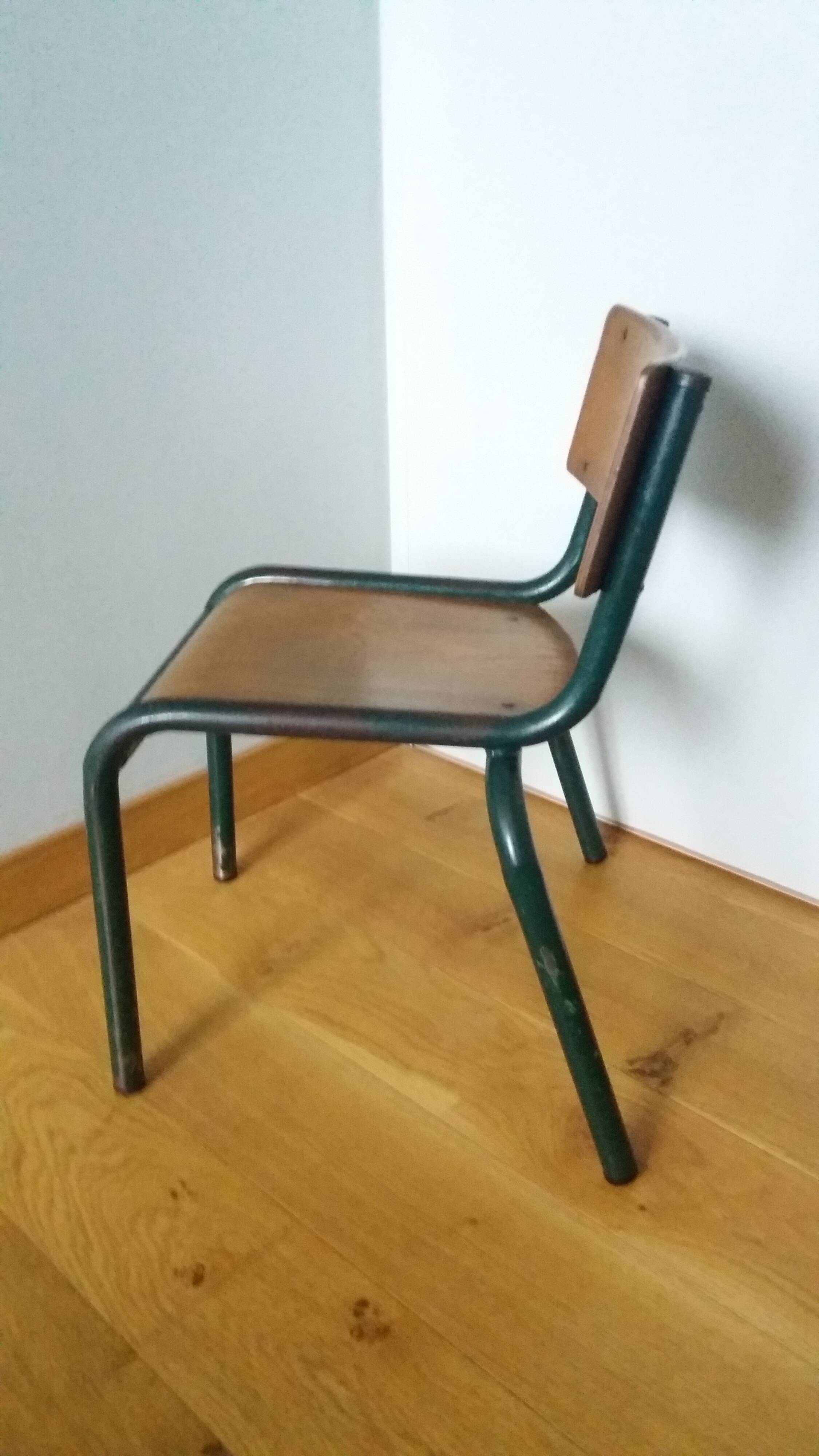 Chaise d’école enfant