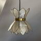 Suspension fleur en nacre