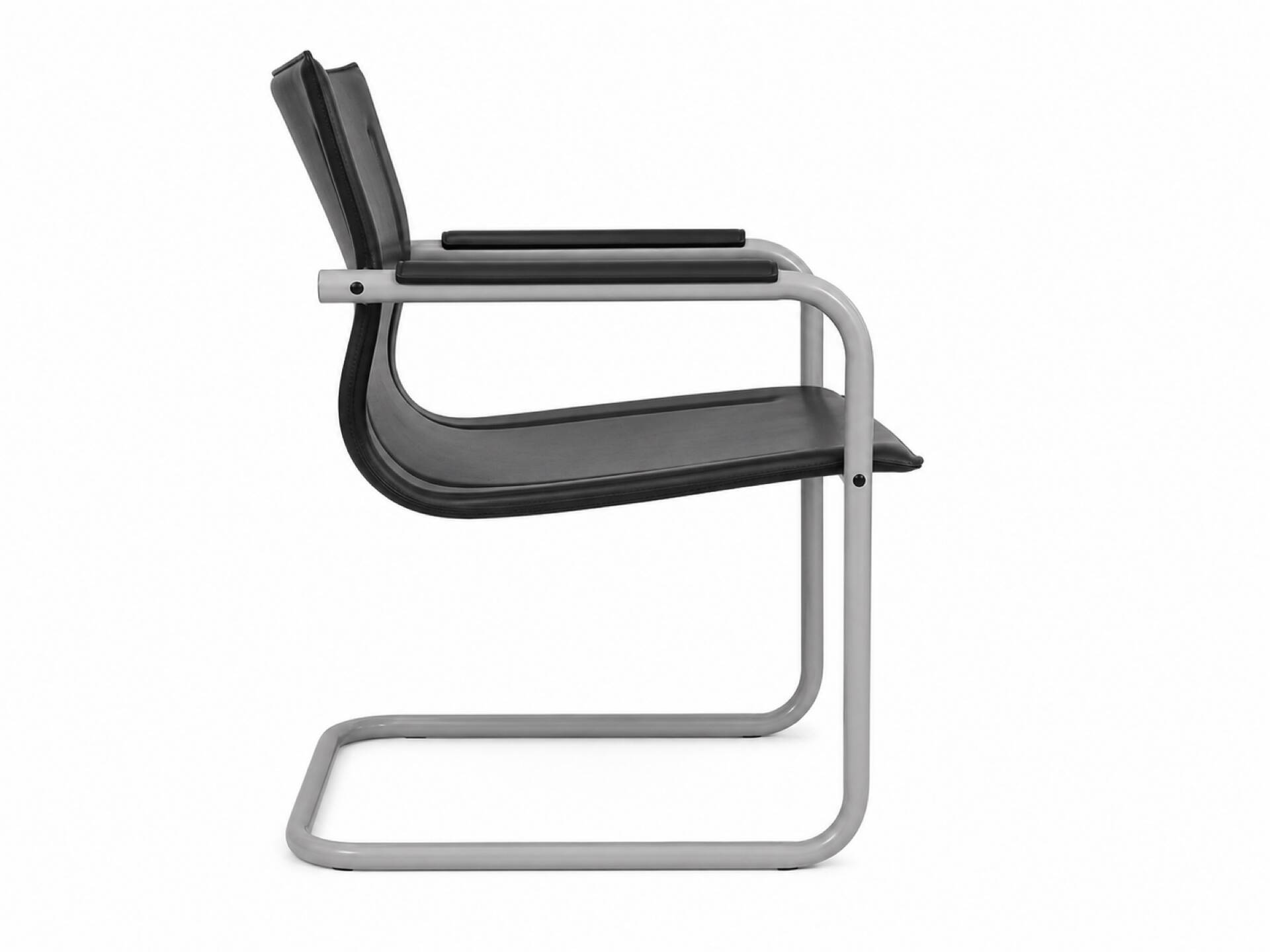Set of 6 Matteo Grassi armchairs in black leather, Italy, 1980s.