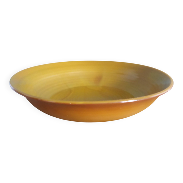 Saladier Arcopal Volcan en verre de couleur caramel-orange, années 70