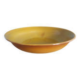 Arcopal Volcan salad bowl in caramel orange glass from the 1970s.
