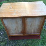 Vintage oak desk with 5 drawers and 1 pull.