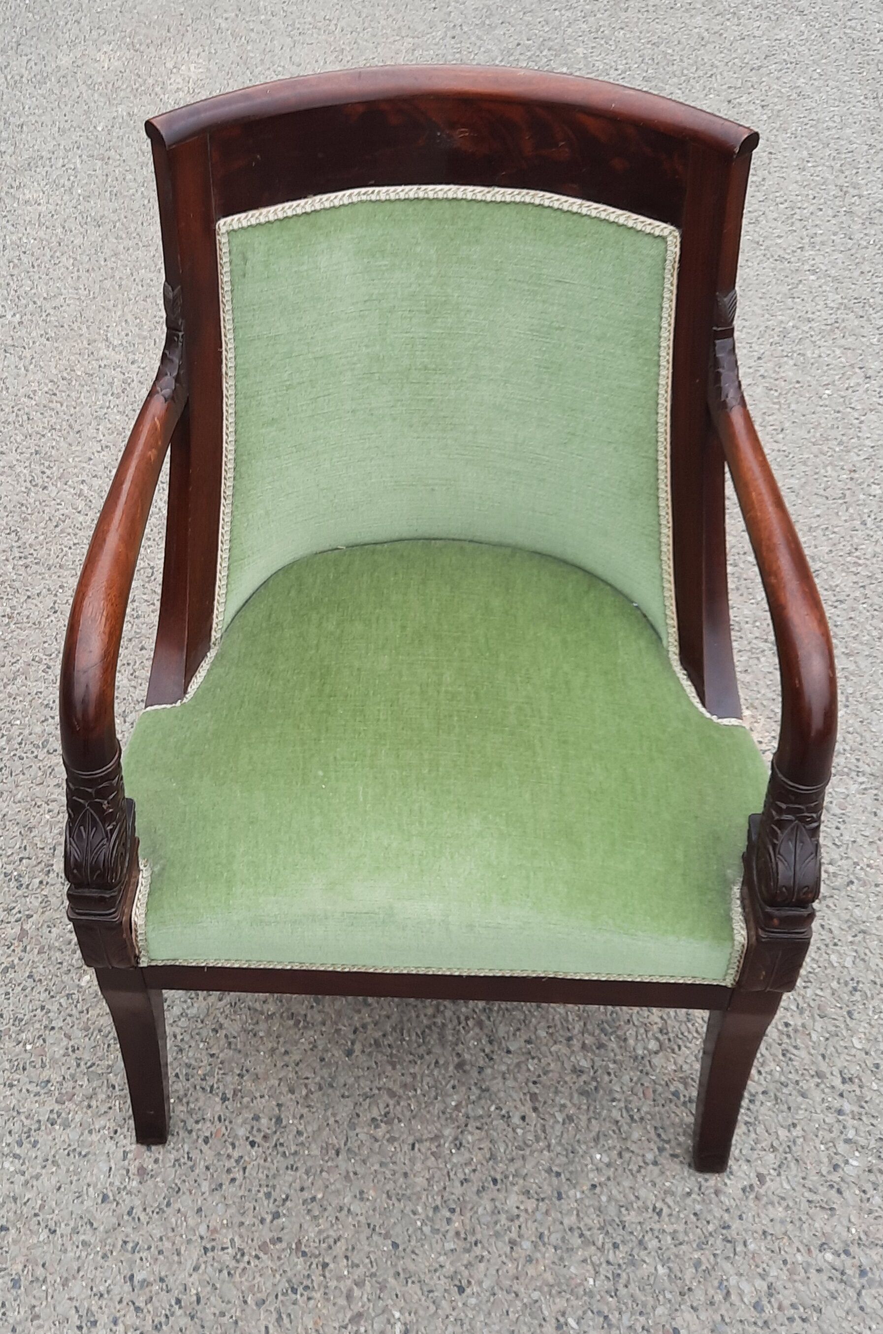 Dining armchair