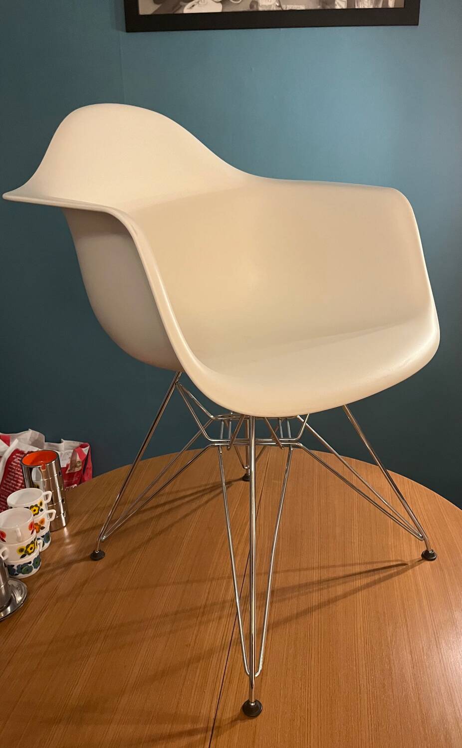 Vitra Chair - Eames Plastic Armchair DAR