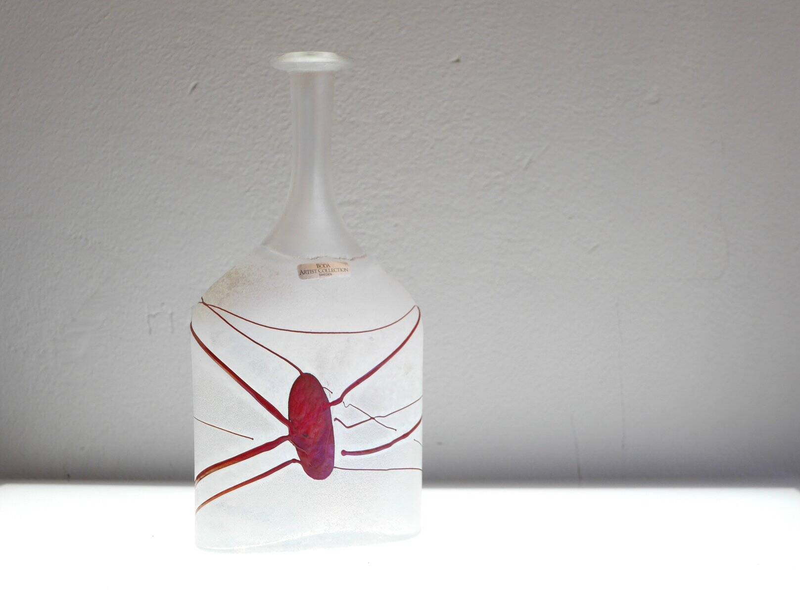 Swedish vase by B. Vallien for Kosta Boda, 1980s