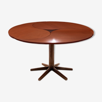 Danish Mid Century Yin-Yang teak extending dining table by Ole Gjerløv-Knudsen and Torben Lind