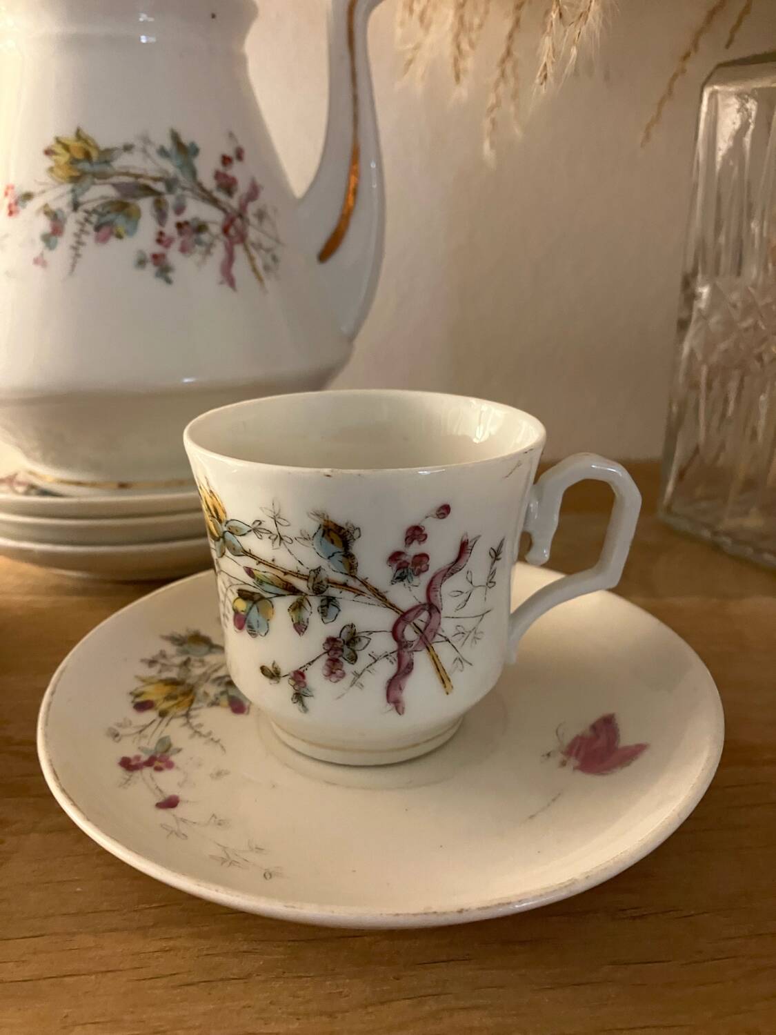 Vintage-Flowered tea/coffee service-To be completed