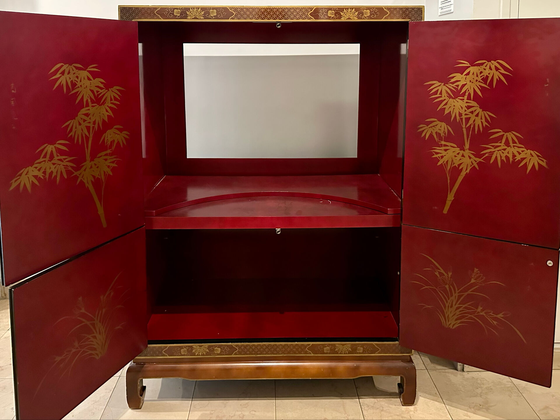 China cabinet