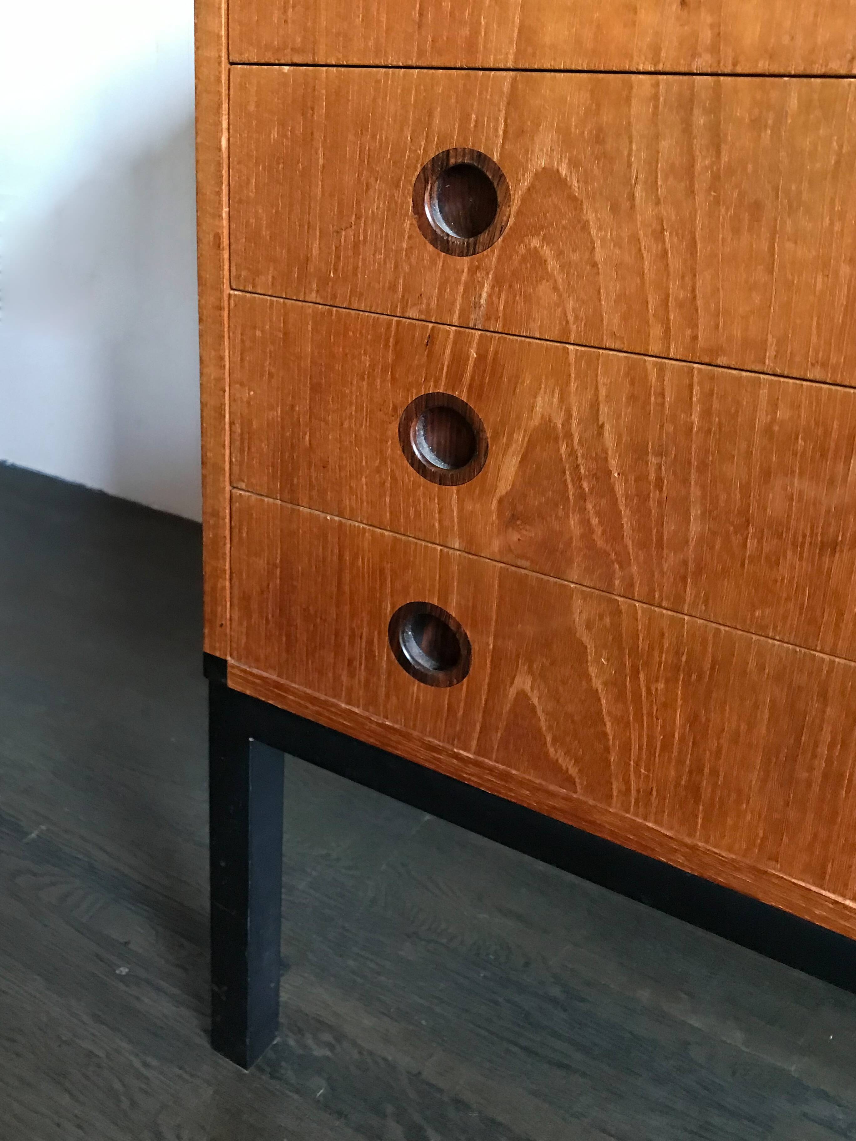 Commode d'Aksel Kjersgaard en teck années 1960