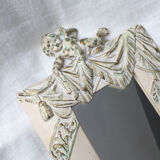 Mirror to pose angel
