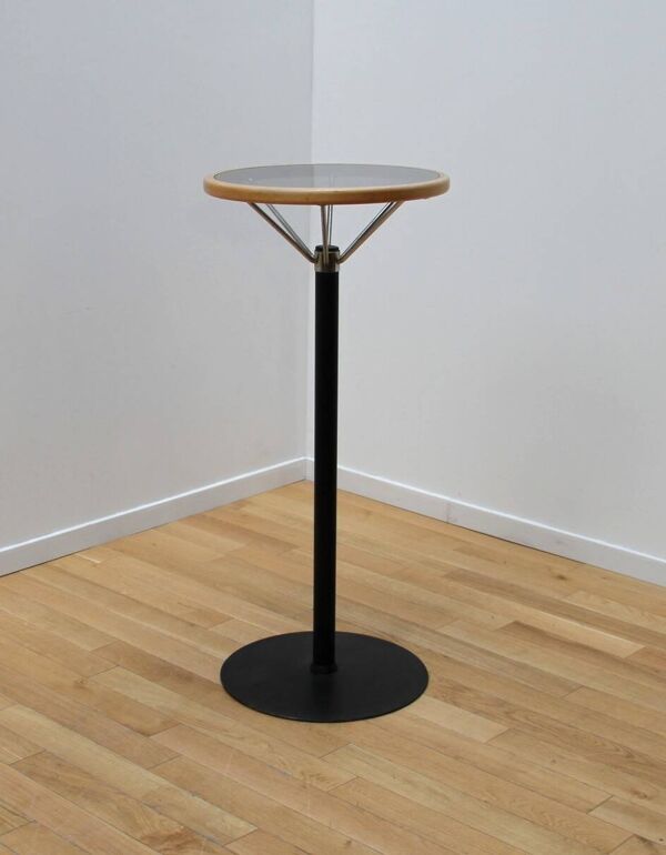 Mange-debout B4 Bla-Station, Architonic