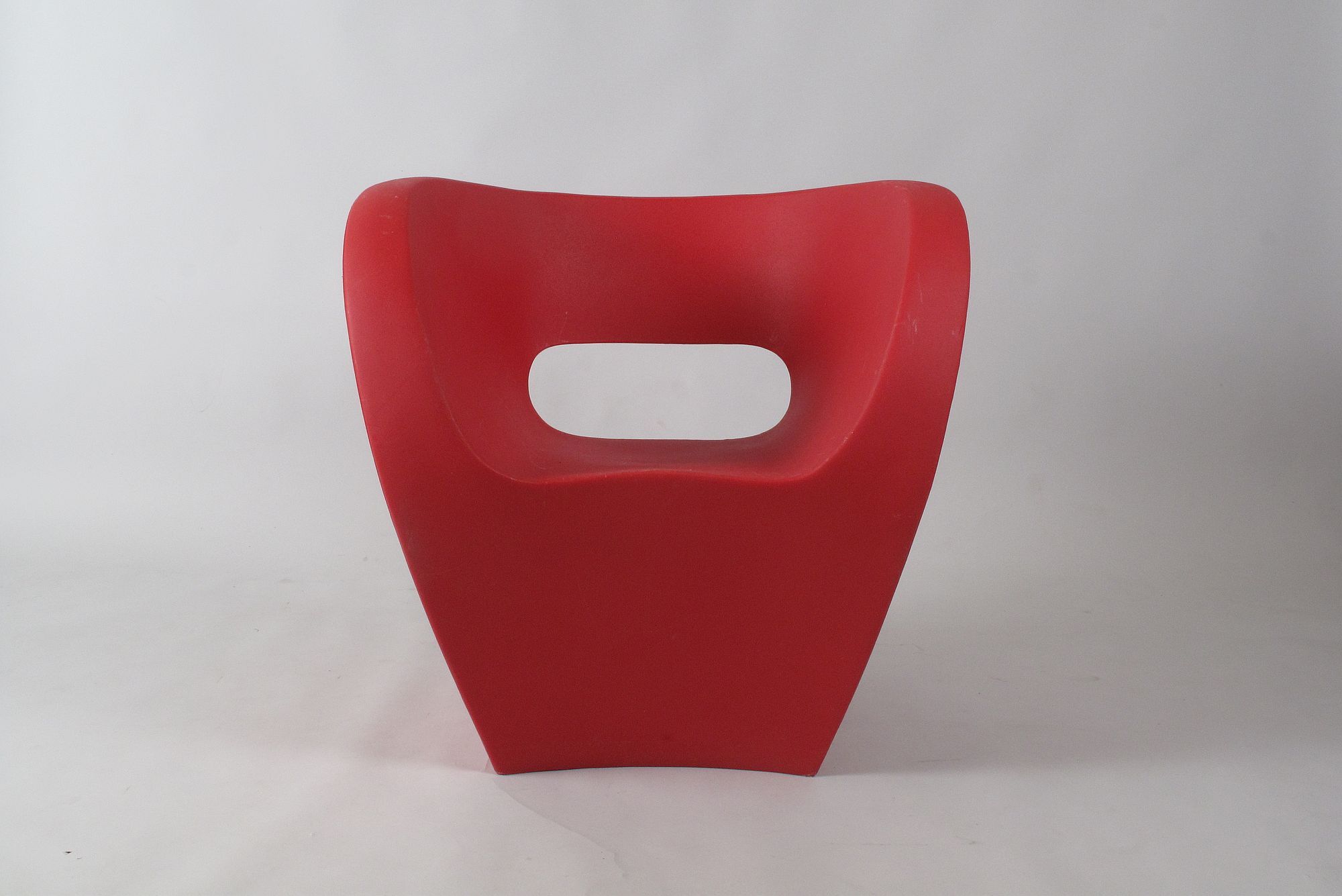 Ron Arad pour Moroso - Victoria & Albert Armchair