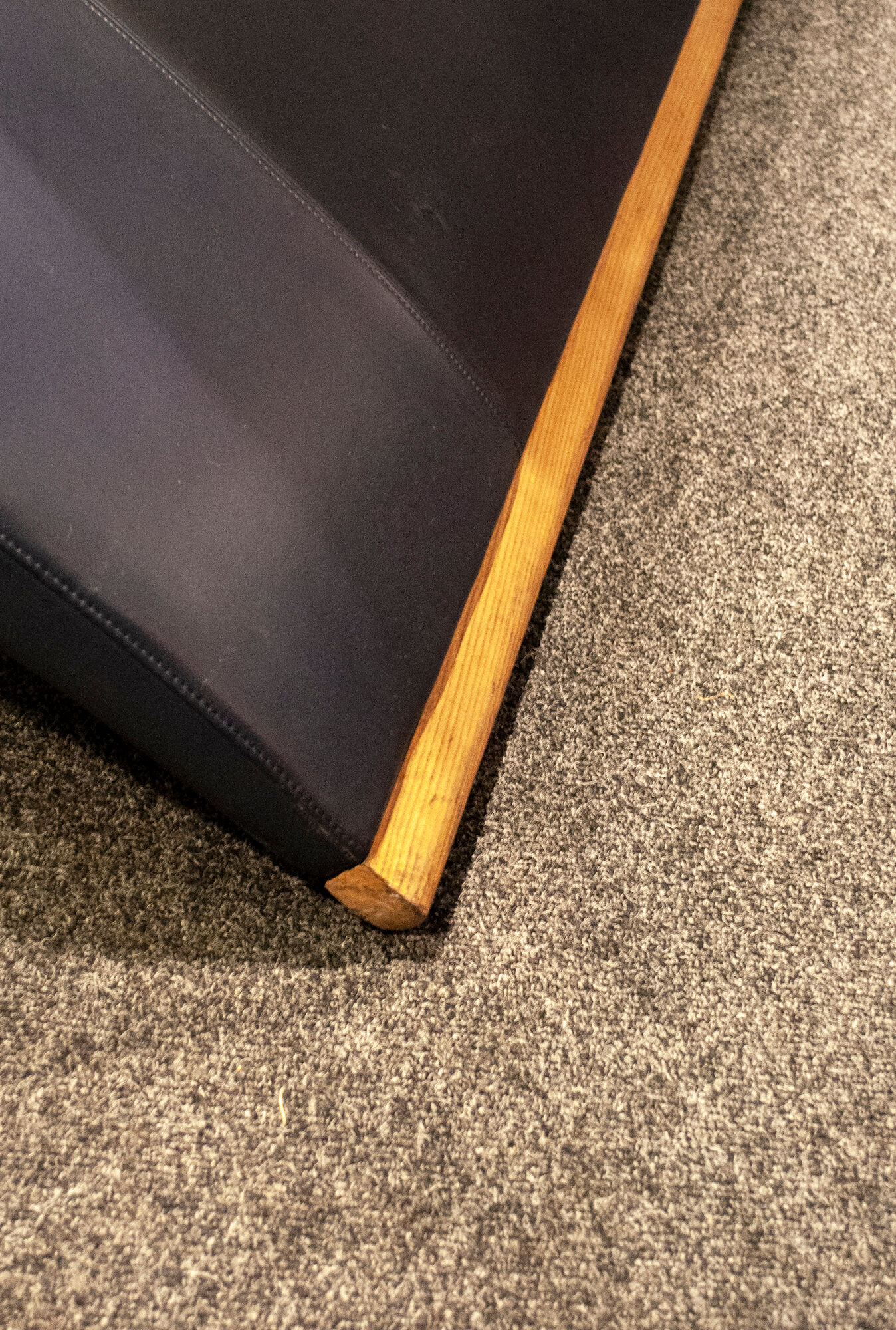 Leather sofa model Vertigine by Massimo Iosa Ghini Italia Year 1989