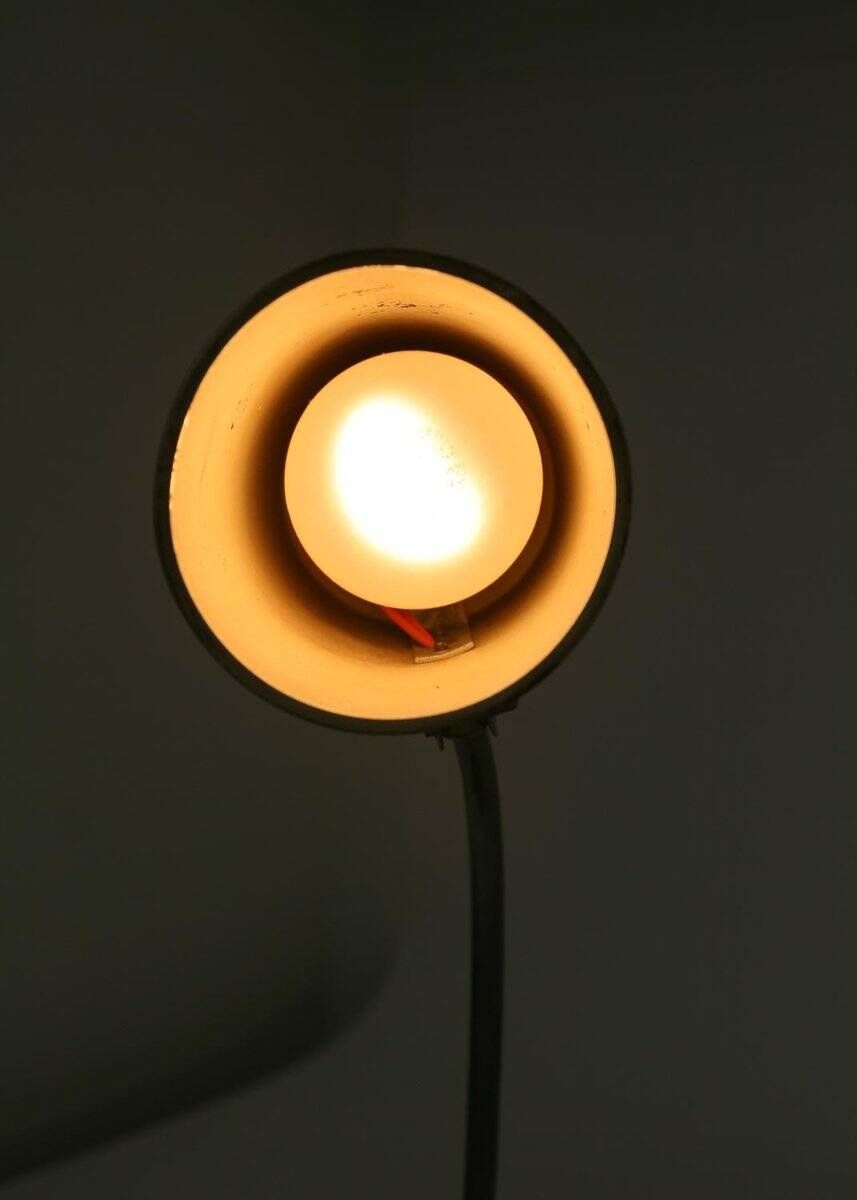 Lampe de table noire des années 60, style milieu de siècle.