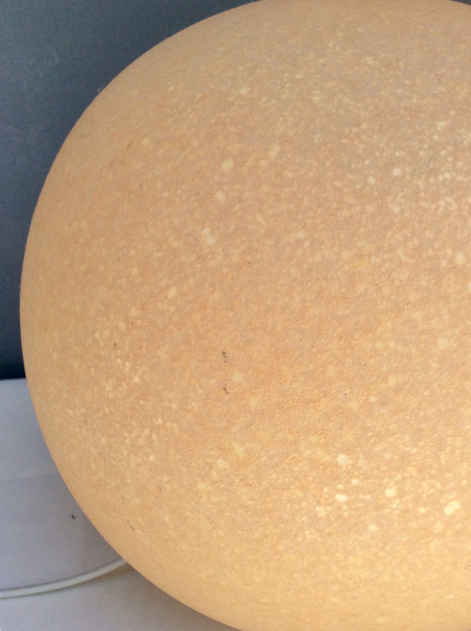 Ceramic ball lamp