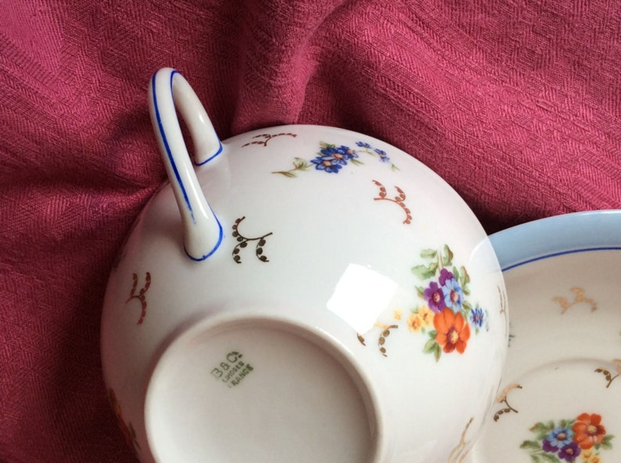 Tasse et sous-tasse pour petit déjeuner années 1960