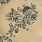 Assiettes terre de fer anciennes