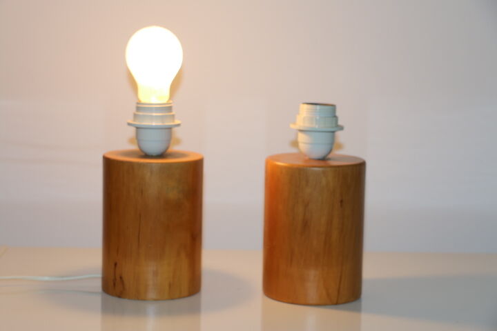 2 feet IMT Italy wood lamp