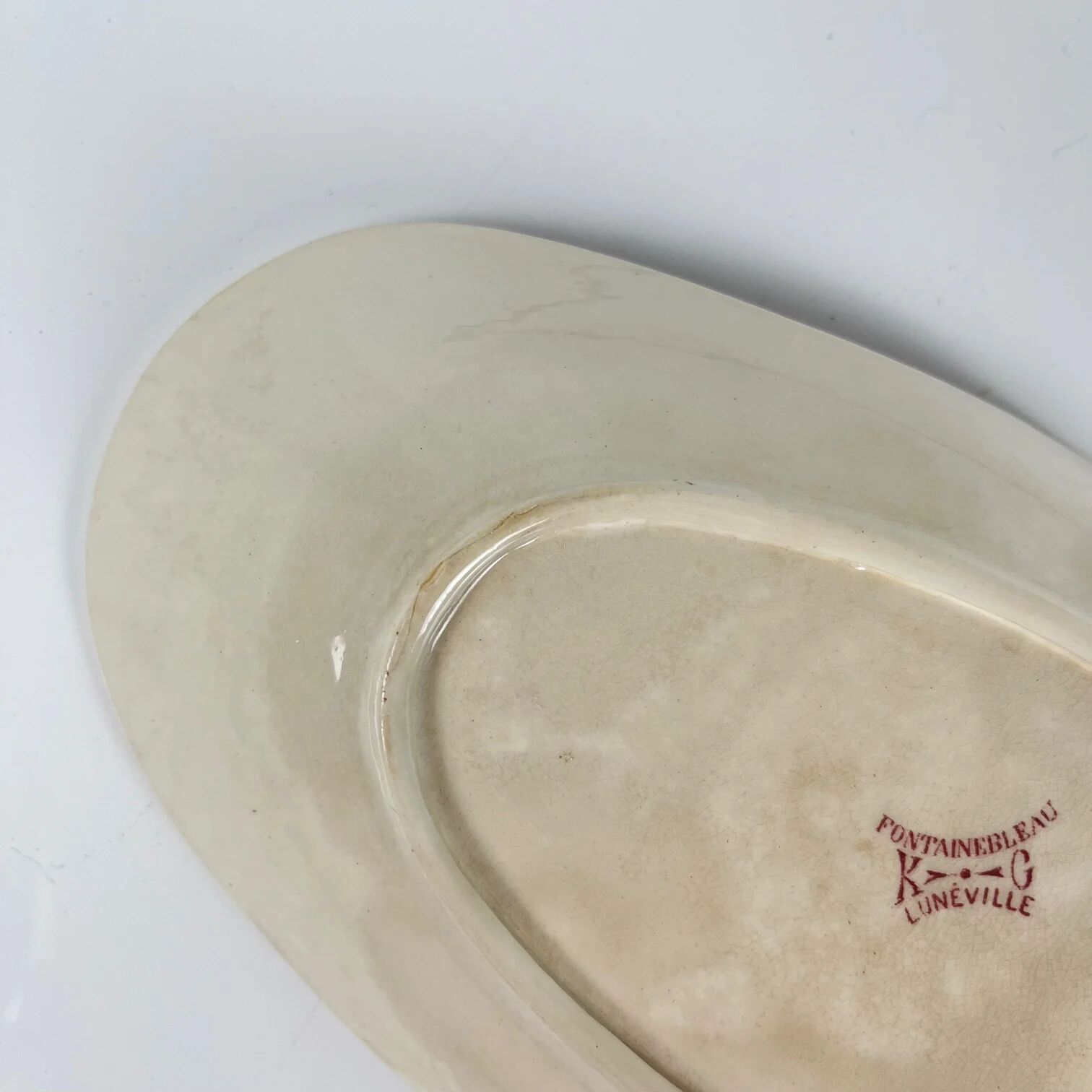 Oval dish with side handle KG Lunéville Ironstone, "Fontainebleau", pink, 19th century