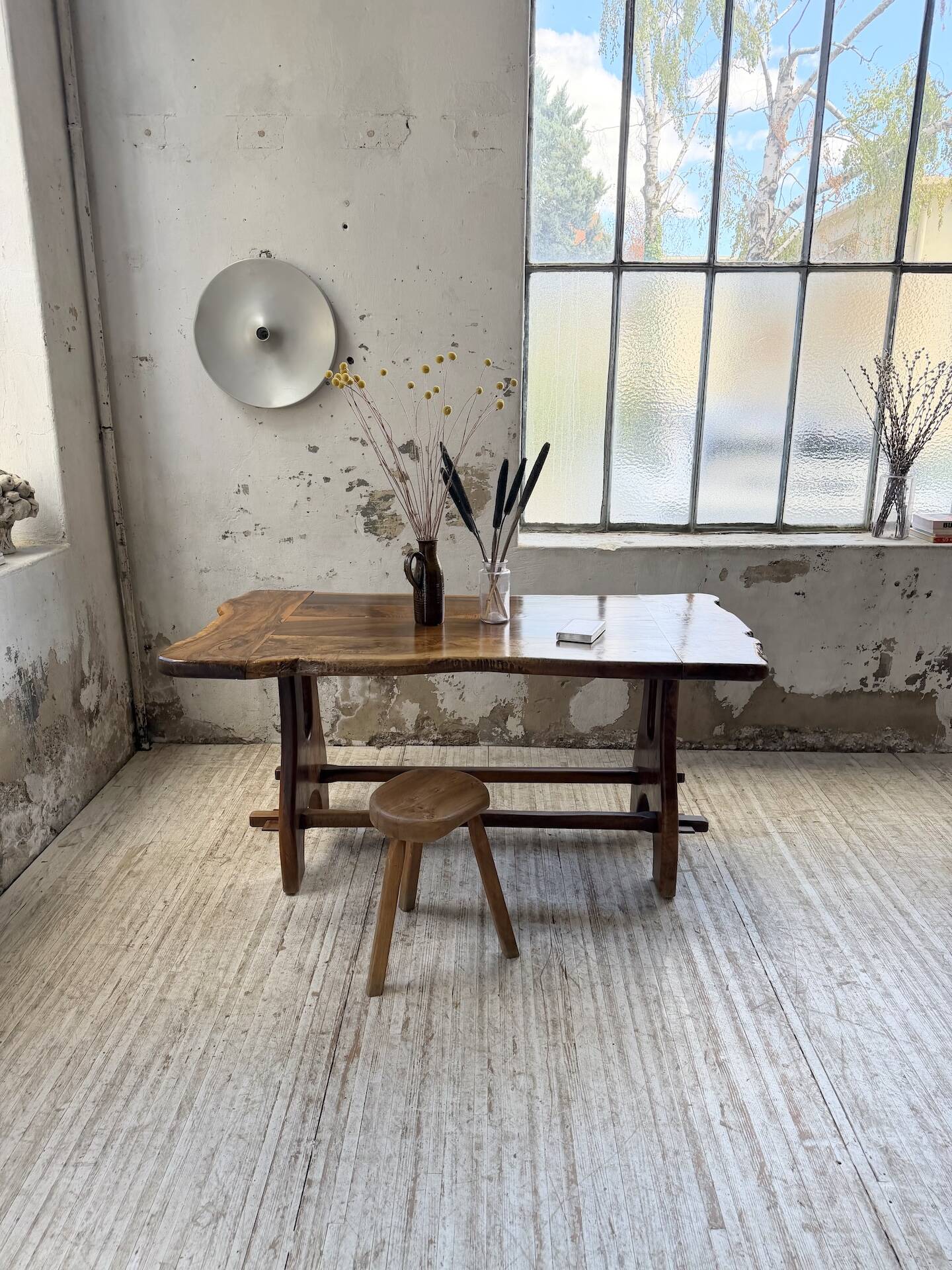 Dining table in solid olive wood Maison Skela 1960