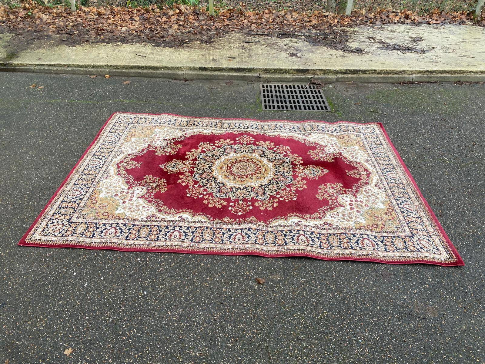 Bordeaux Turkish Persian carpet, Bosphor quality, 200x300cm.
