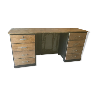 Pine workshop desk